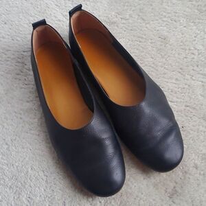 Everlane Italian Leather Black Flats